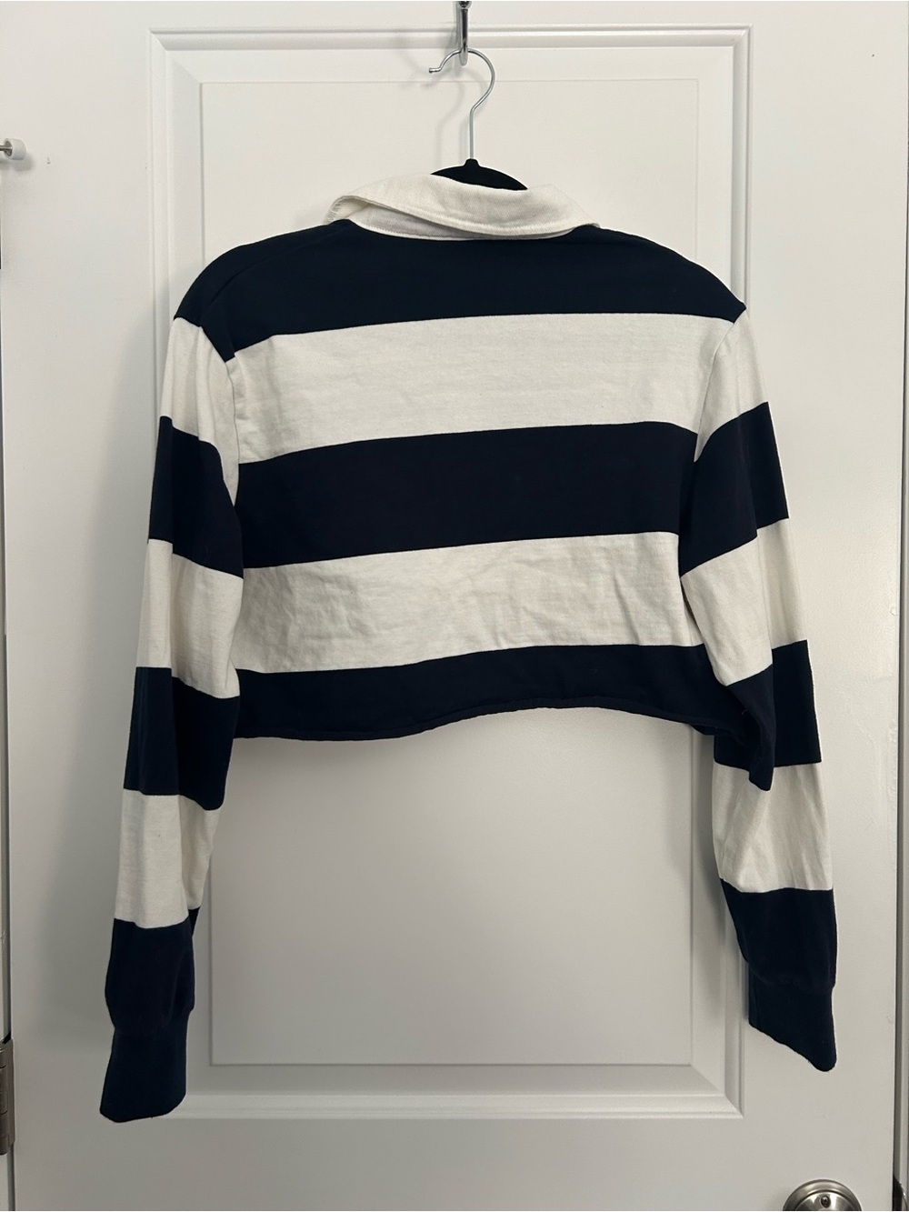 Brandy Melville Striped Navy White Cropped Rugby Shirt - Picture 3 of 3